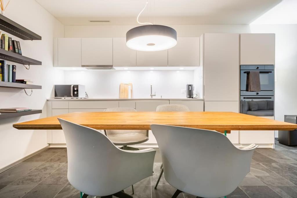 Luxus Wohnung Mit Garten チューリッヒ エクステリア 写真